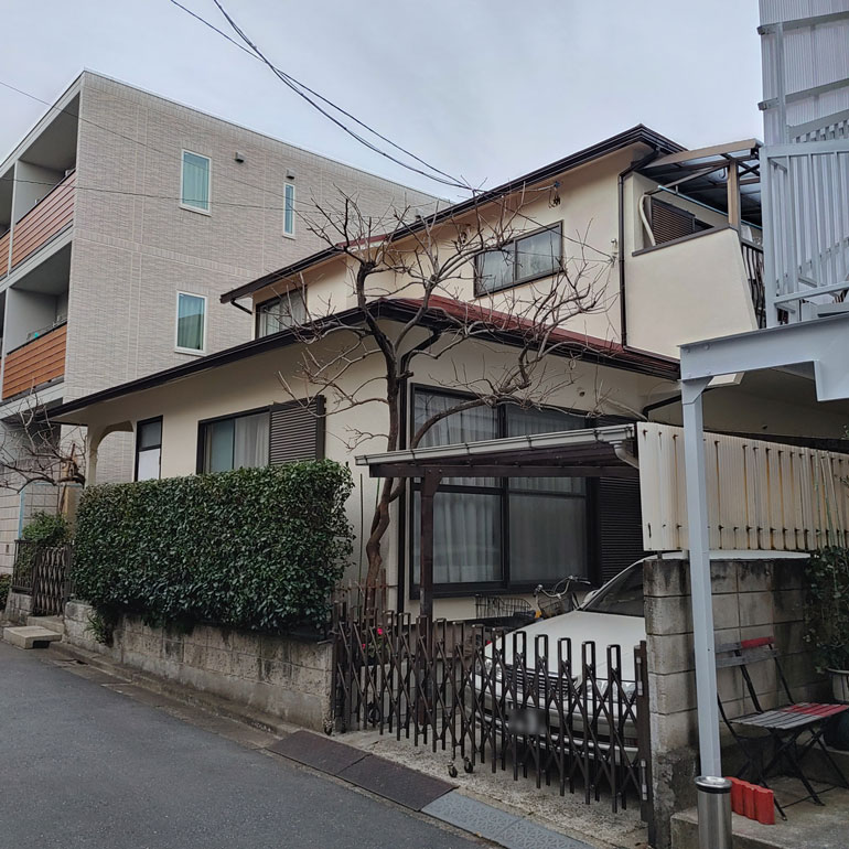 世田谷区の外壁塗装と波板交換の施工事例